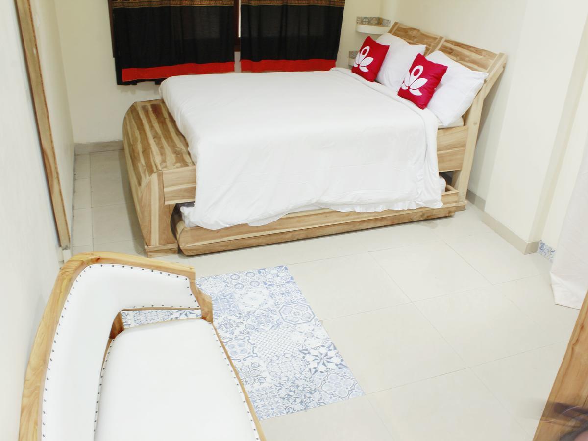 Zen Rooms Cassa Dua Pasteur Bandung Exterior photo